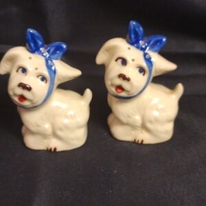 VINTAGE salt/pepper shakers doggs with blue bow t…